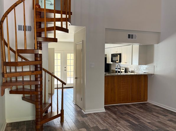 10514 N Oak Hills Pkwy APT B