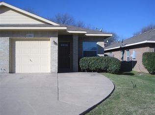 5914 Lovingham Ct, Arlington, TX 76017