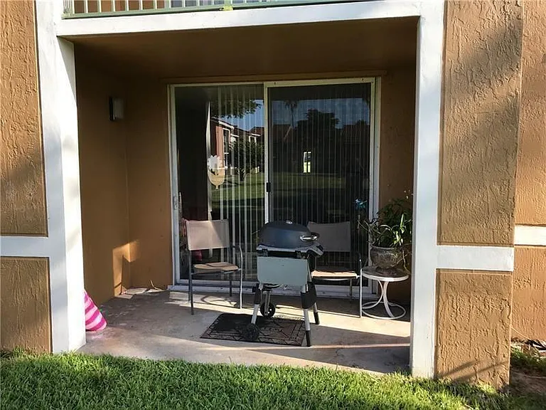 7864 Sonoma Springs Cir #104 — Photo 11