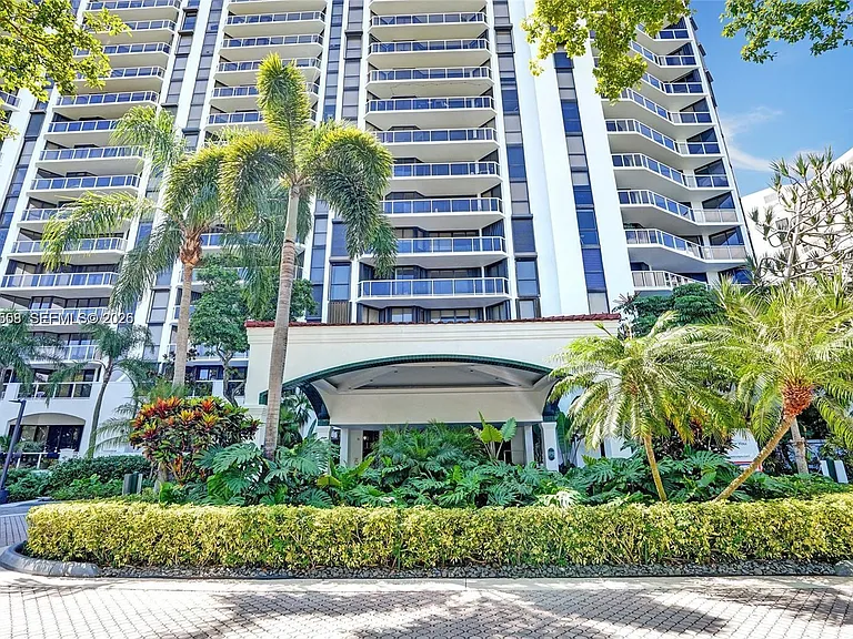 3640 Yacht Club Dr #1903 — Photo 47