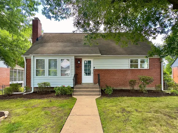 5008 Taney Ave, Alexandria, VA 22304