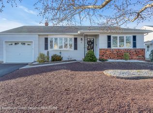 3 Norway Rd, Toms River, NJ 08757