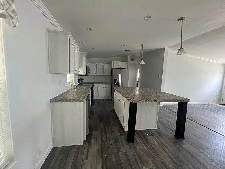 173 Eland Dr #173 — Photo 13