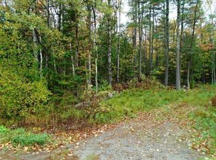 19 Fairfield St, Oakland, ME 04963
