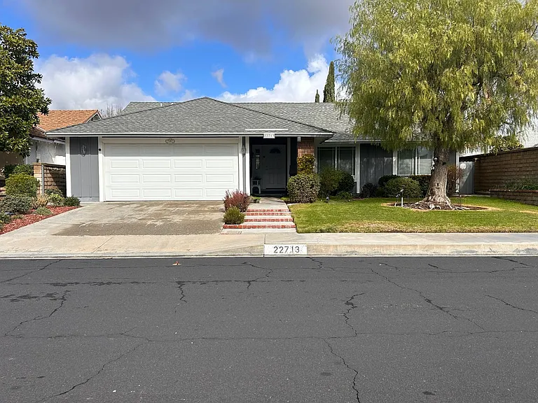 22713 Lugar De Oro Dr #B — Photo 17