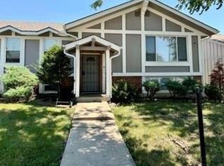 14051 Dunbar Ct, Grandview, MO 64030