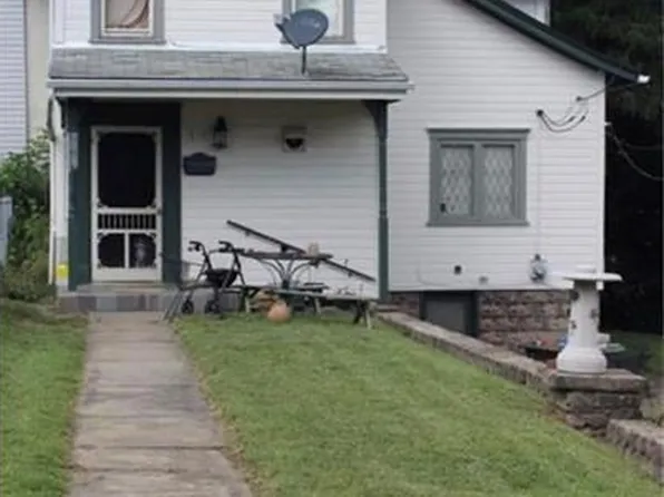510 4th Ave, Elizabeth, PA 15037