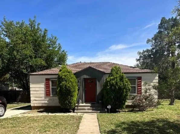 2414 29th St, Lubbock, TX 79411