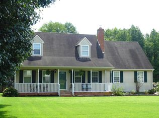 7601 Pondview Dr, Hebron, MD 21830