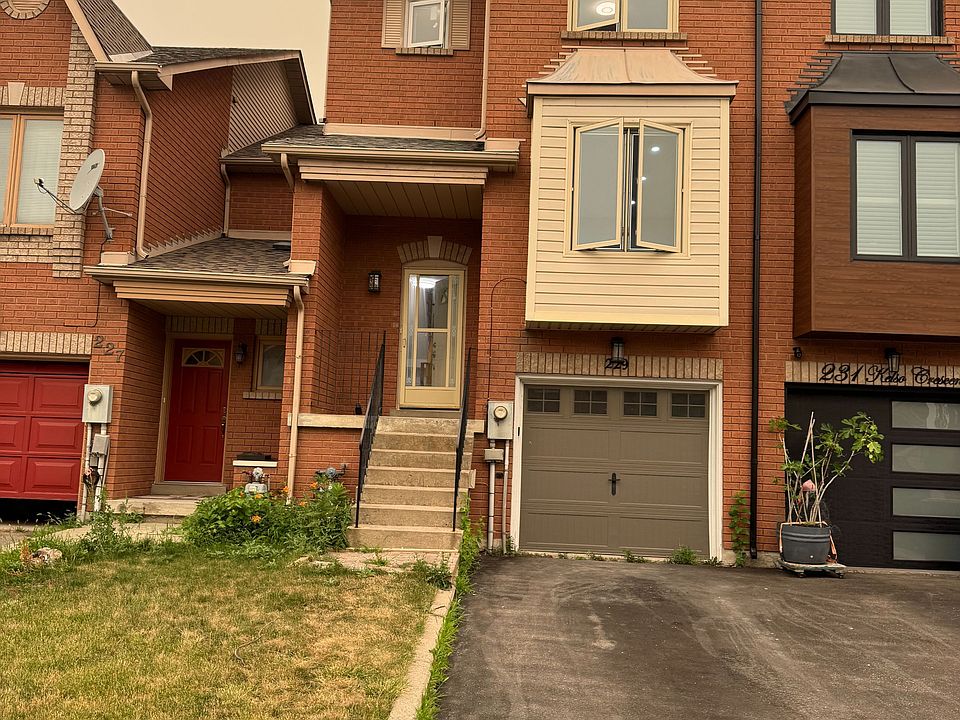 1st image of 229 Kelso Cres