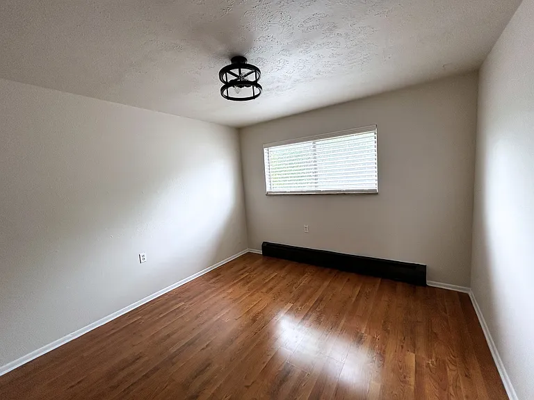 301 Peterson St #305 — Photo 13