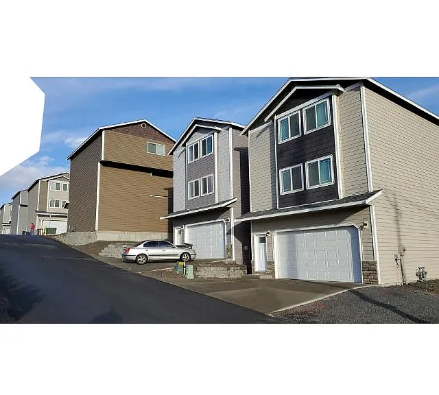 901 Bowers Dr — Photo 2