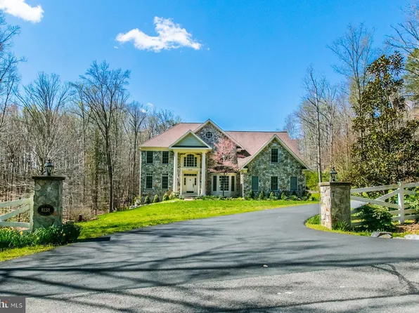 8138 Rondelay Ln, Fairfax Station, VA 22039