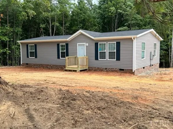 6144 Red House Rd, Appomattox, VA 24522