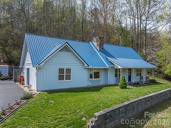 3rd image of 444 Martin Branch Rd