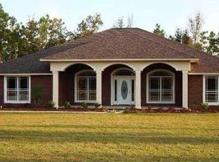 10170 Nichols Lake Rd, Milton, FL 32583