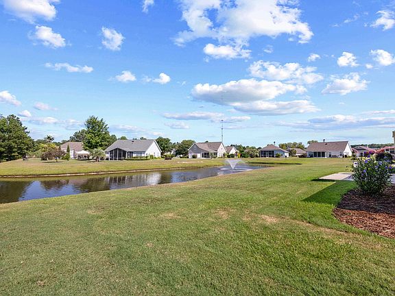 4th image of 1016 Castle Rock Ct.
