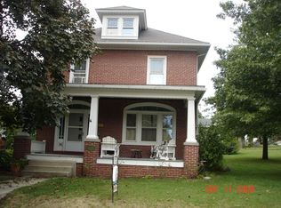 36 E Pine St, Ephrata, PA