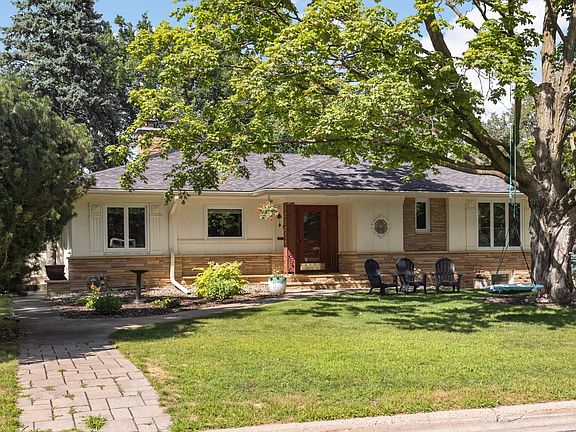 2nd image of 4900 Frontenac Ave