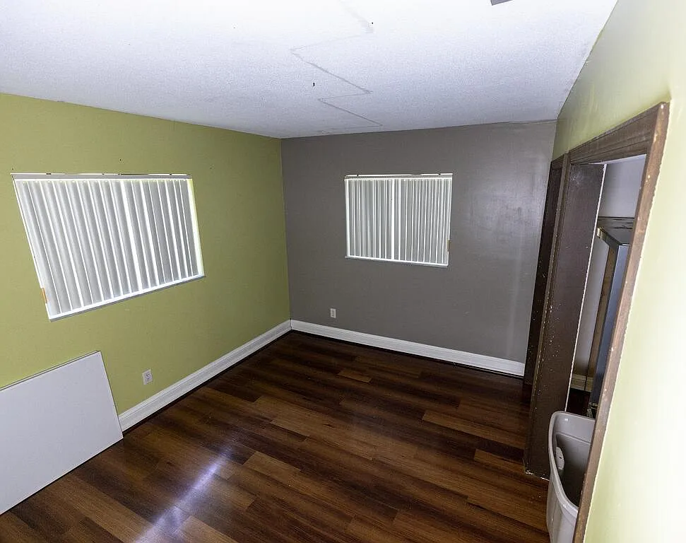 4 bed, 2.0 bath, 1587 sqft, $3,600 — Photo 3