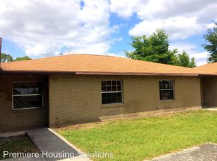 3075 Saint Paul Dr, Winter Haven, FL 33880