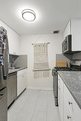 2nd image of 303 W 146th St #2R