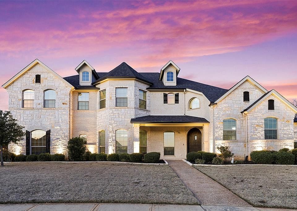 1st image of 1800 Monaco Dr