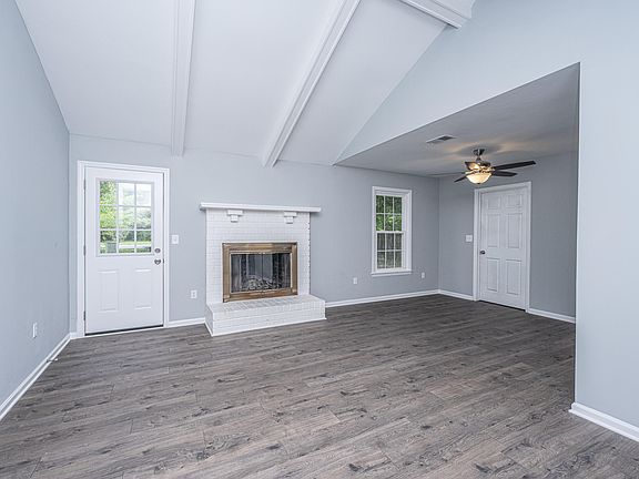 5th image of 101 Heritage Pl