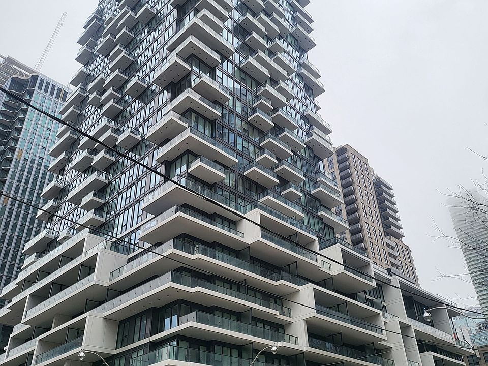 1st image of 77 Shuter St #603