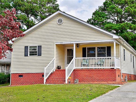 High crawl, 3 BR 2BA home for ages, 50 X 150 Lot