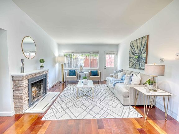 4th image of 2689 Gonzaga St