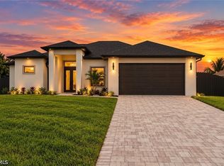 1932 NW 20th Ter, Cape Coral, FL 33993