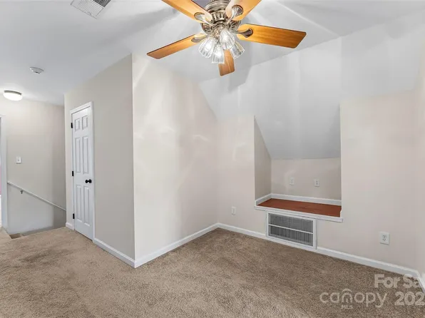 406 E 29th St, Kannapolis, NC 28083