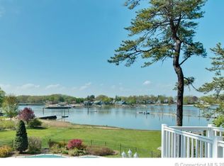 7 Cottage St, Branford, CT 06405