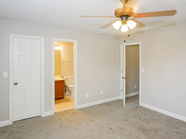 1405 Summer Coach Dr — Photo 10