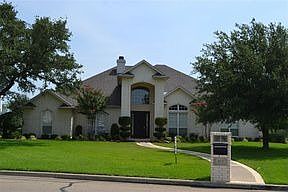 2nd image of 312 Winding Creek Ln