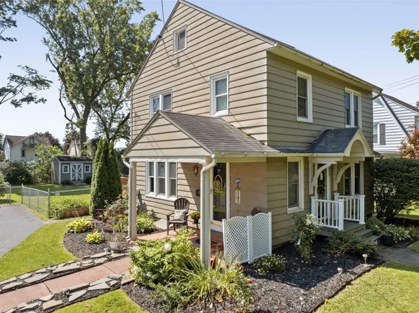 630 W Main St, Endicott, NY 13760