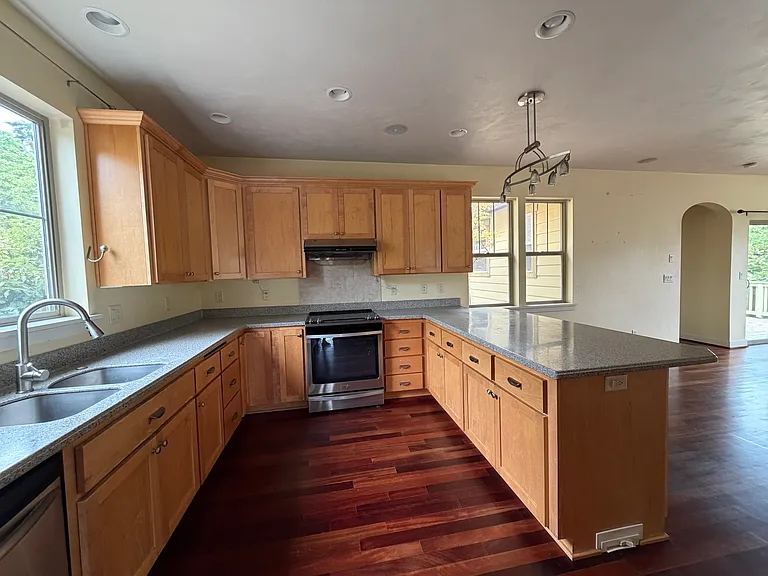 2659 Hendricks Ridge Dr — Photo 6