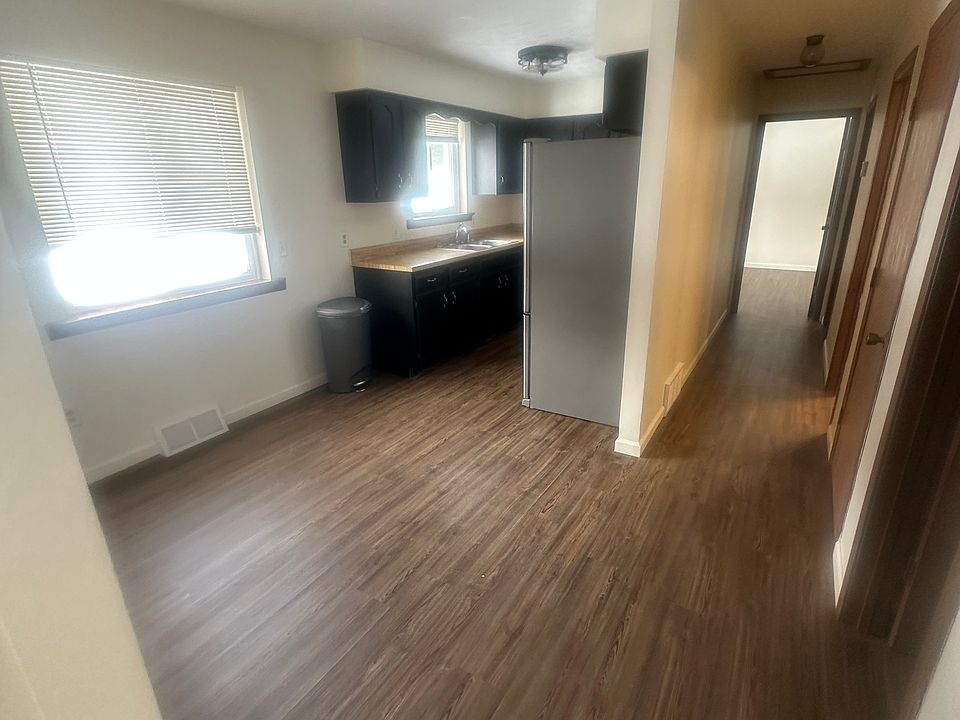 1st image of 111 Juliet St