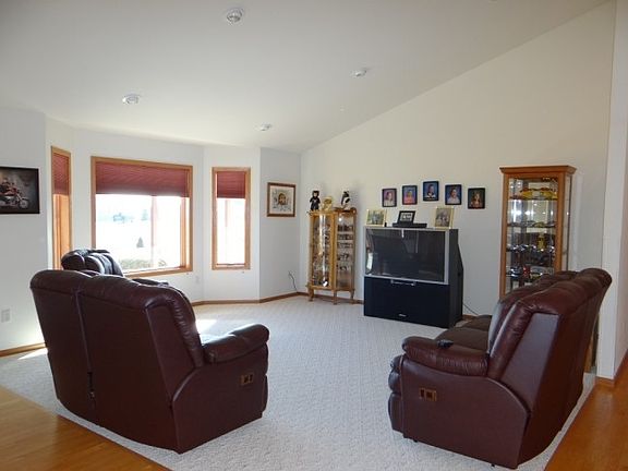 4th image of W2662 Story Creek Cir