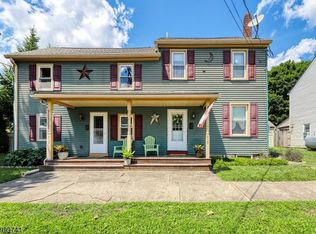 417-419 Water St, Belvidere, NJ 07823