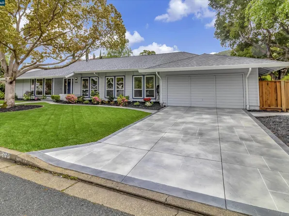 368 Deerfield Dr, Moraga, CA 94556