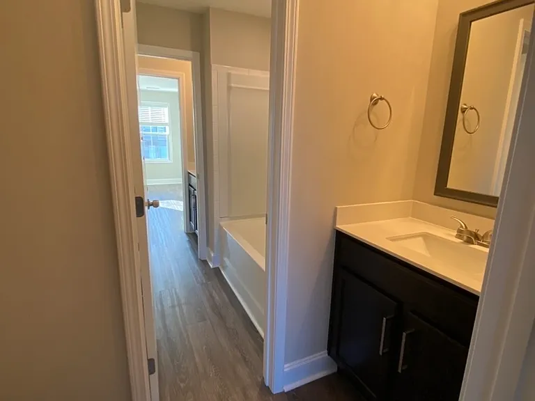 1039 Glenkirk Dr #D — Photo 8