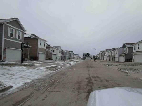 622 Elizabeth Ln NW, Bondurant, IA 50035