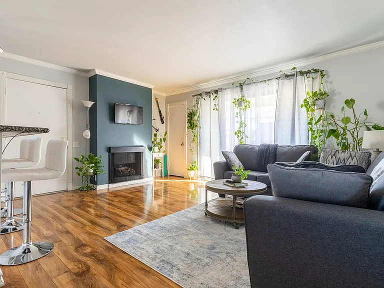 2841 S Fairview St #4 — Photo 15