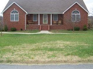 794 G V Hale Ave, Russell Springs, KY 42642