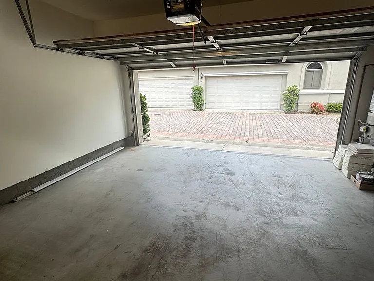170 Trofello Ln — Photo 31