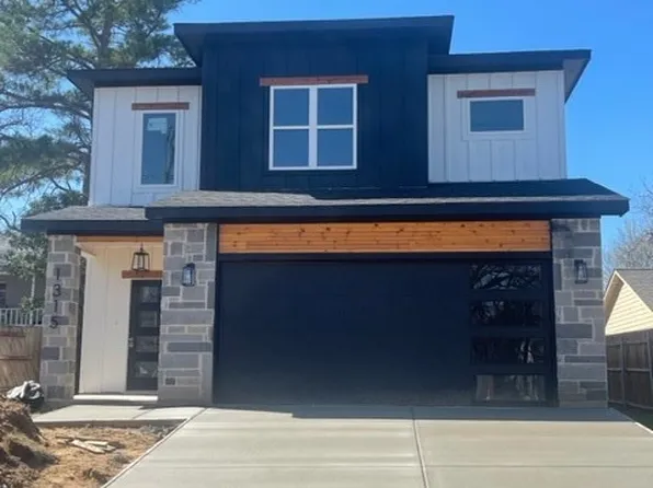 1315 Oak Knoll Dr, Haltom City, TX 76117