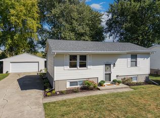307 1/2 N Church St, Carlock, IL 61725