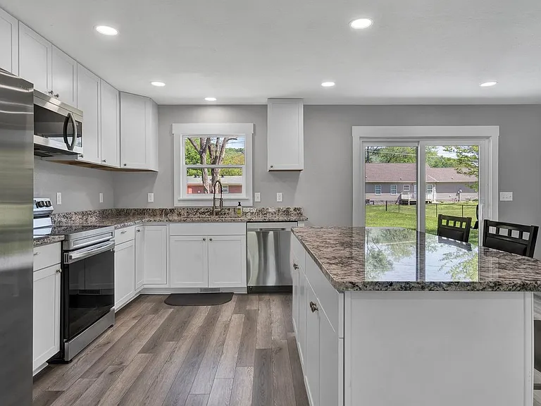 410 Marshall Hall Rd — Photo 4